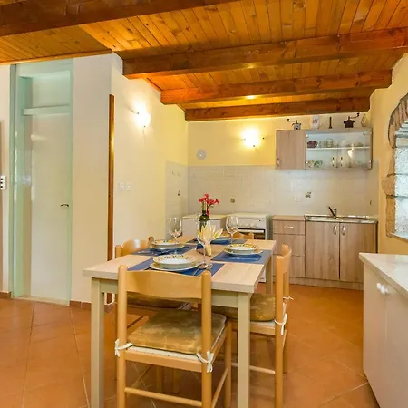 House Dean Tatil Evi *